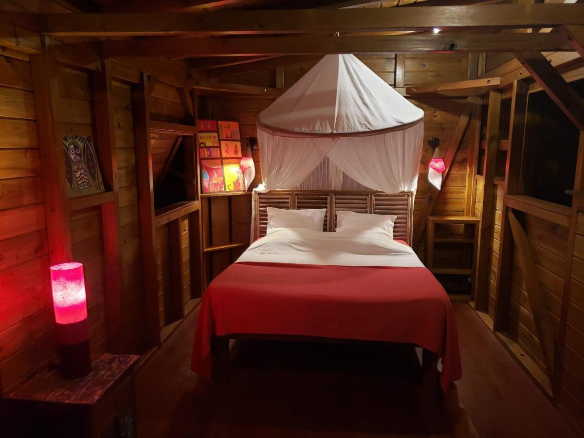Les Bananes Vertes Ecolodges Saint-Claude Exteriér fotografie