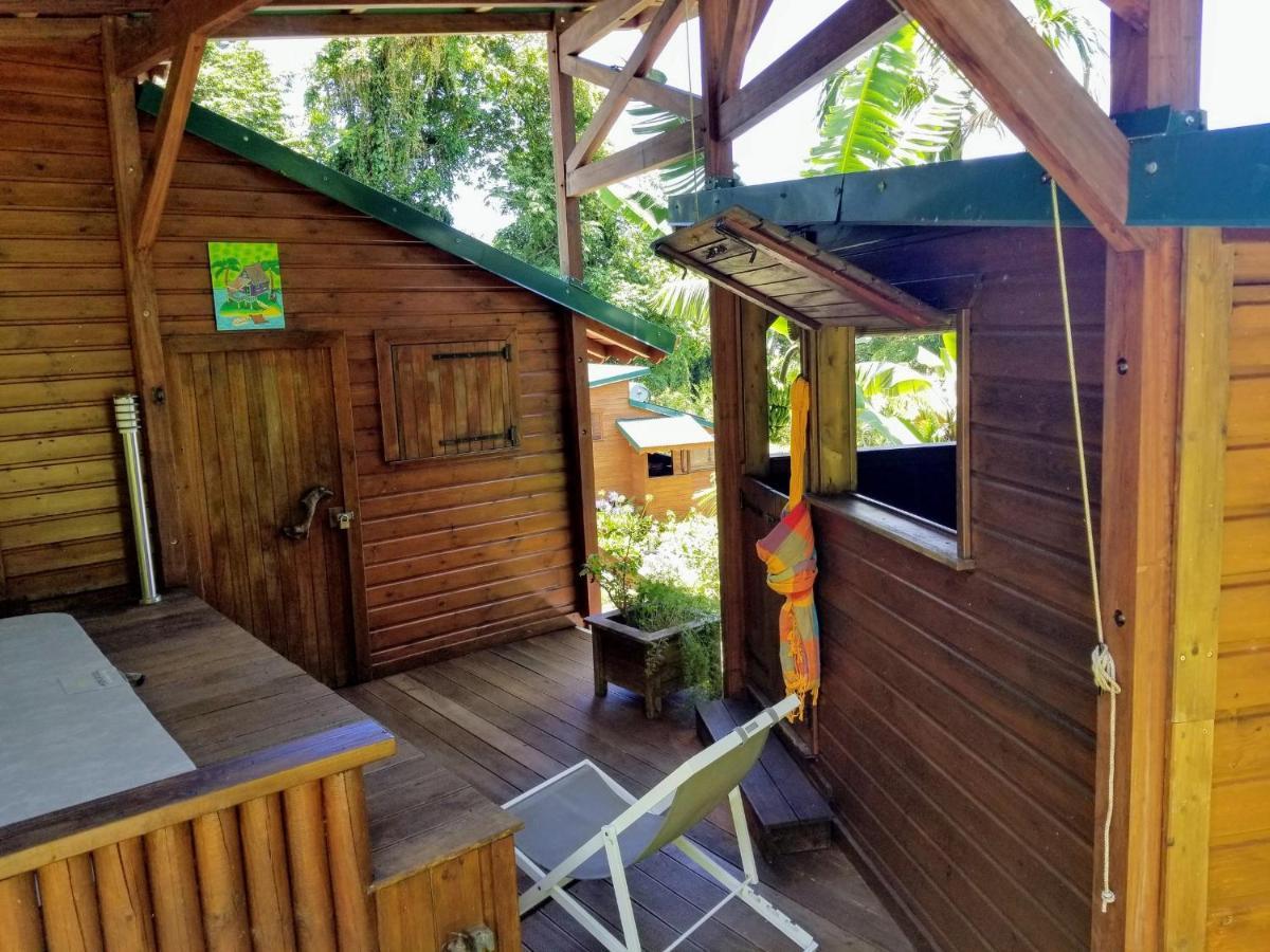 Les Bananes Vertes Ecolodges Saint-Claude Exteriér fotografie