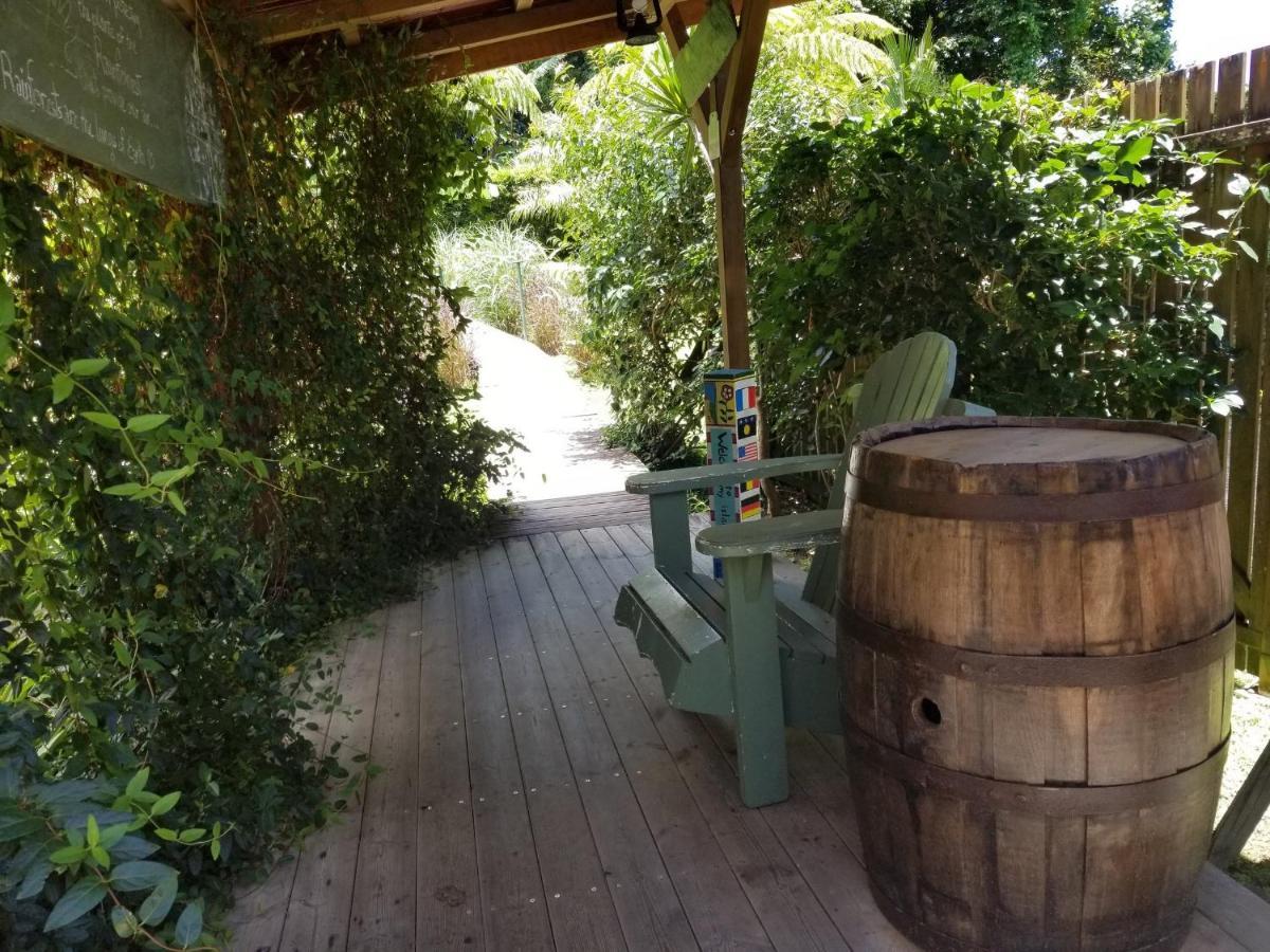 Les Bananes Vertes Ecolodges Saint-Claude Exteriér fotografie