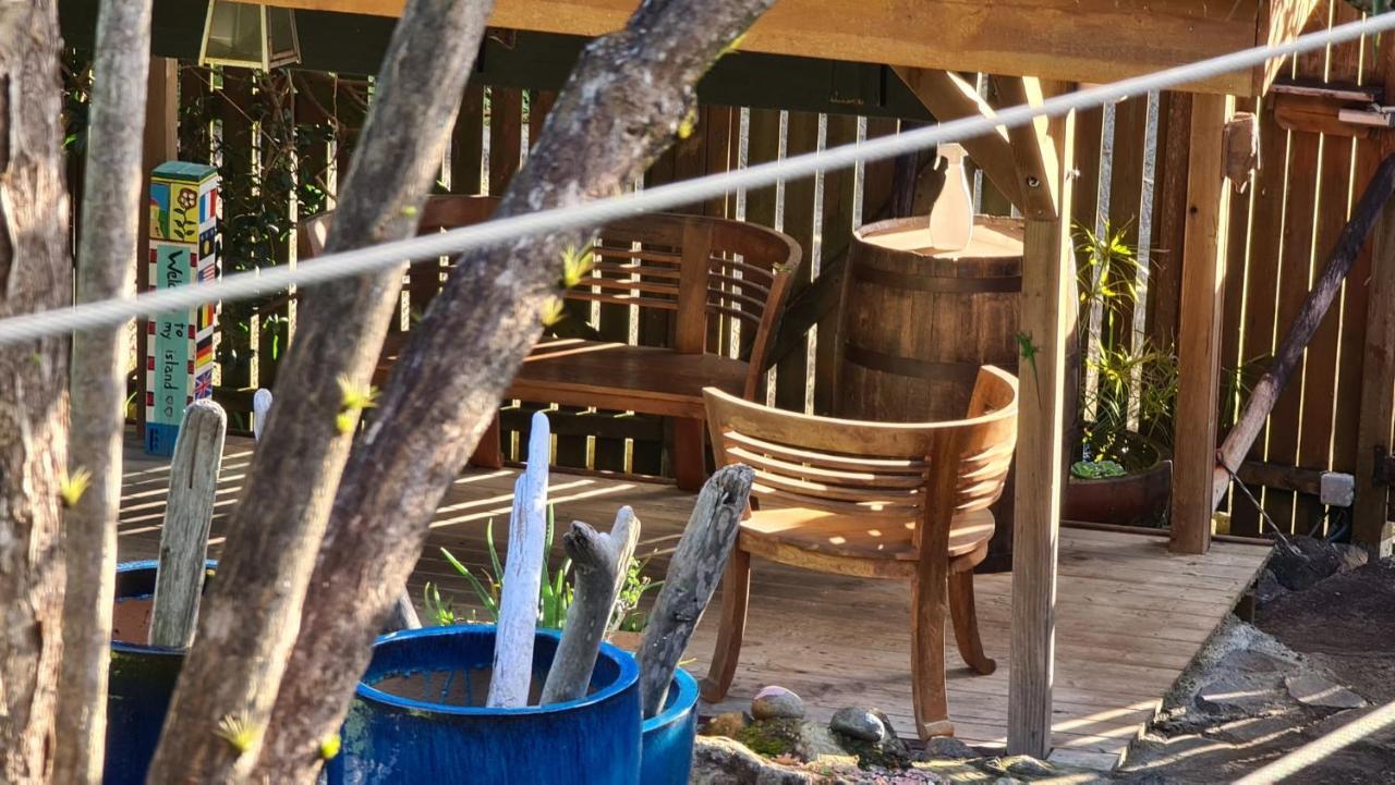 Les Bananes Vertes Ecolodges Saint-Claude Exteriér fotografie