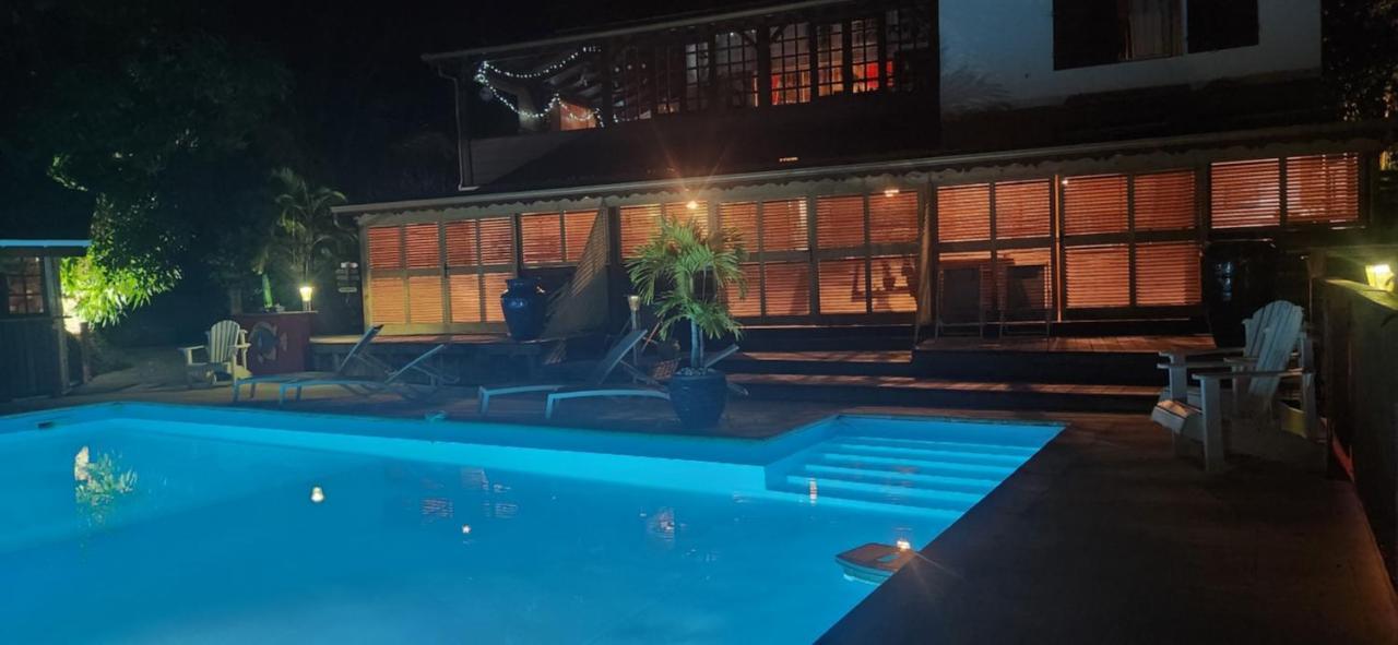 Les Bananes Vertes Ecolodges Saint-Claude Exteriér fotografie